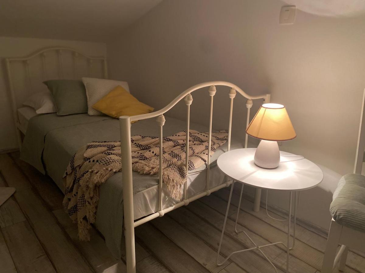 Apartment Valentina Кленовица Экстерьер фото