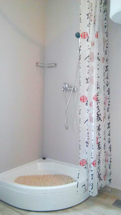 Apartment Valentina Кленовица Экстерьер фото