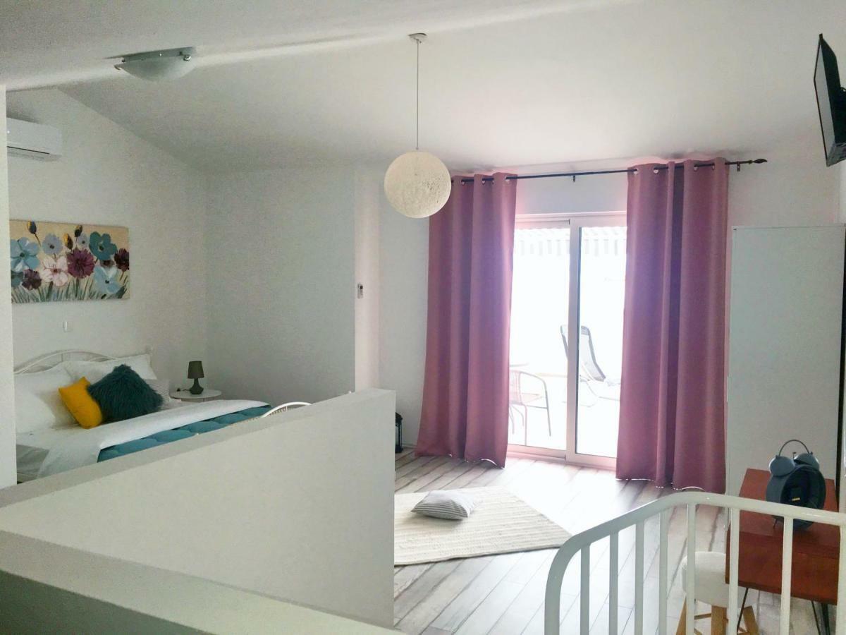Apartment Valentina Кленовица Экстерьер фото